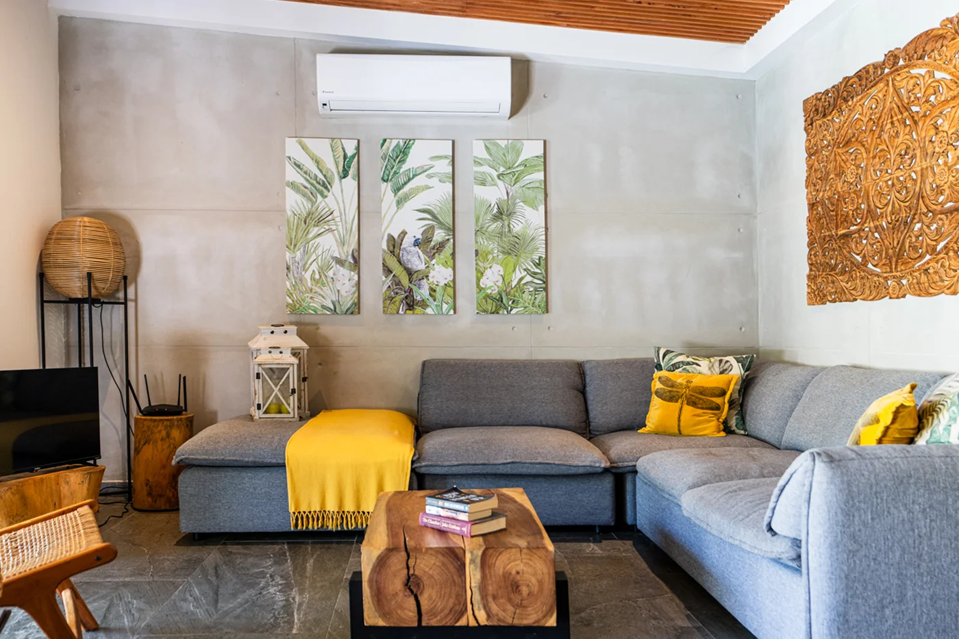 Villa Luna — exterior